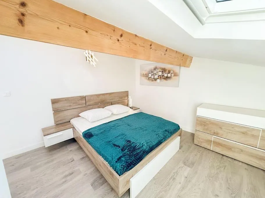 Duplex Refait A Neuf Au Coeur De Sanary Apartment